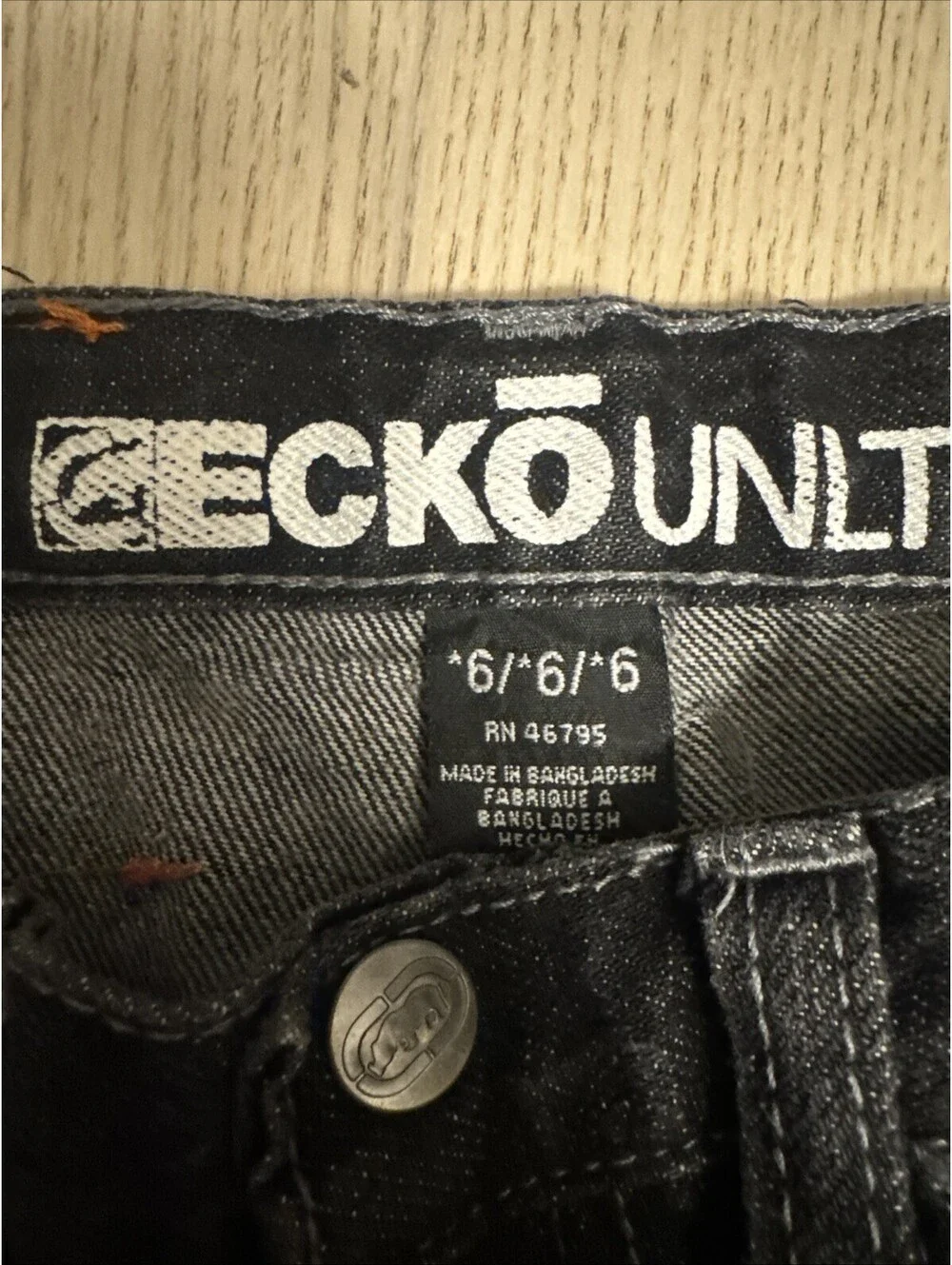 N/A vintage y2k